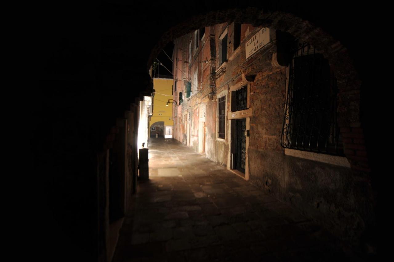 Calle De La Comare Venecia Exterior foto